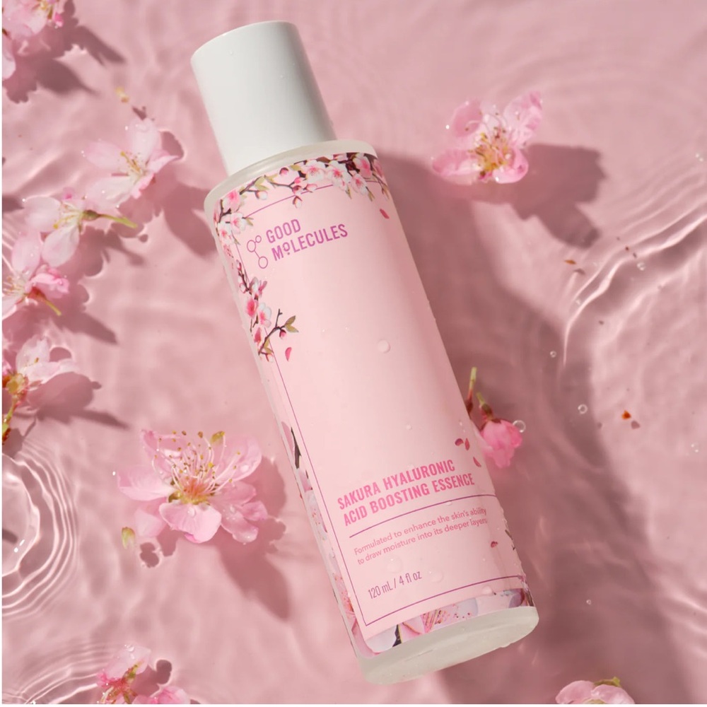Good Molecules Sakura Hyaluronic Acid Boosting Essence